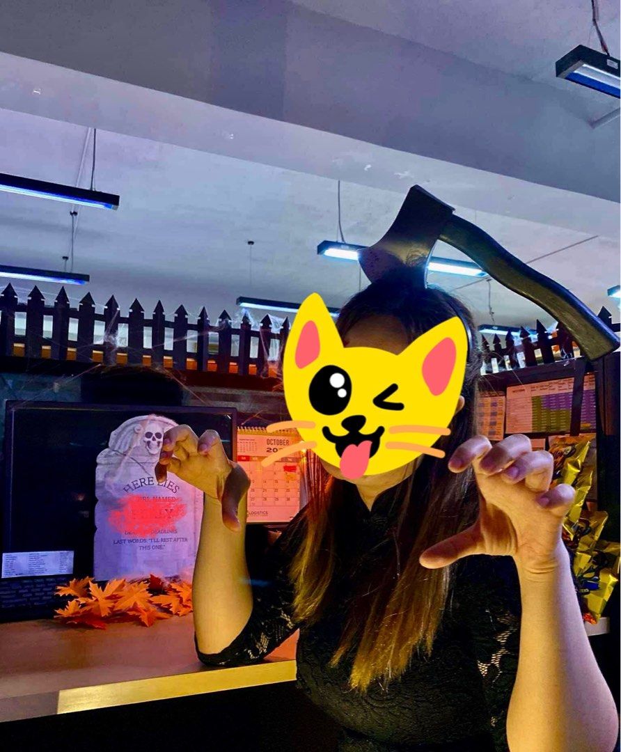 Halloween Headband (Category: Hair Accessories) located in Manila. Submitted by perlyshel (Listing ID 1400691228, Image 3). Description: 🍁Halloween Headband Bundle 🍁Dark-colored axe origi price 110.00 🍁Devil Horns (2pcs) orig price 150.00.