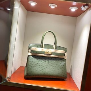 (Category: ) located in . Submitted by kgmgiftedph20 (Listing ID 1402893448, Image 1). Description: .
