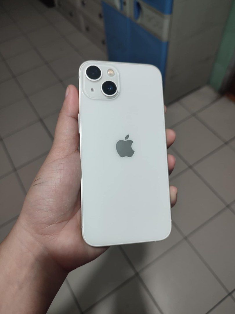 Iphone 13 (Category: iPhone 13 Series) located in Quezon City. Submitted by menggggggg (Listing ID 1402939446, Image 1). Description: RUSH‼️‼️‼️ 128gb fu (any sim pwede) Unit and case only Issue: bawal reset and update naka remote management naka locked sa company sa japan hindi bypass ’to pwede mag lagay ng icloud (pwede naman ipa update and reset ipapa unlock ulit na sa 1k) OTHER THAN THAT NO ISSUE ALL WORKING.