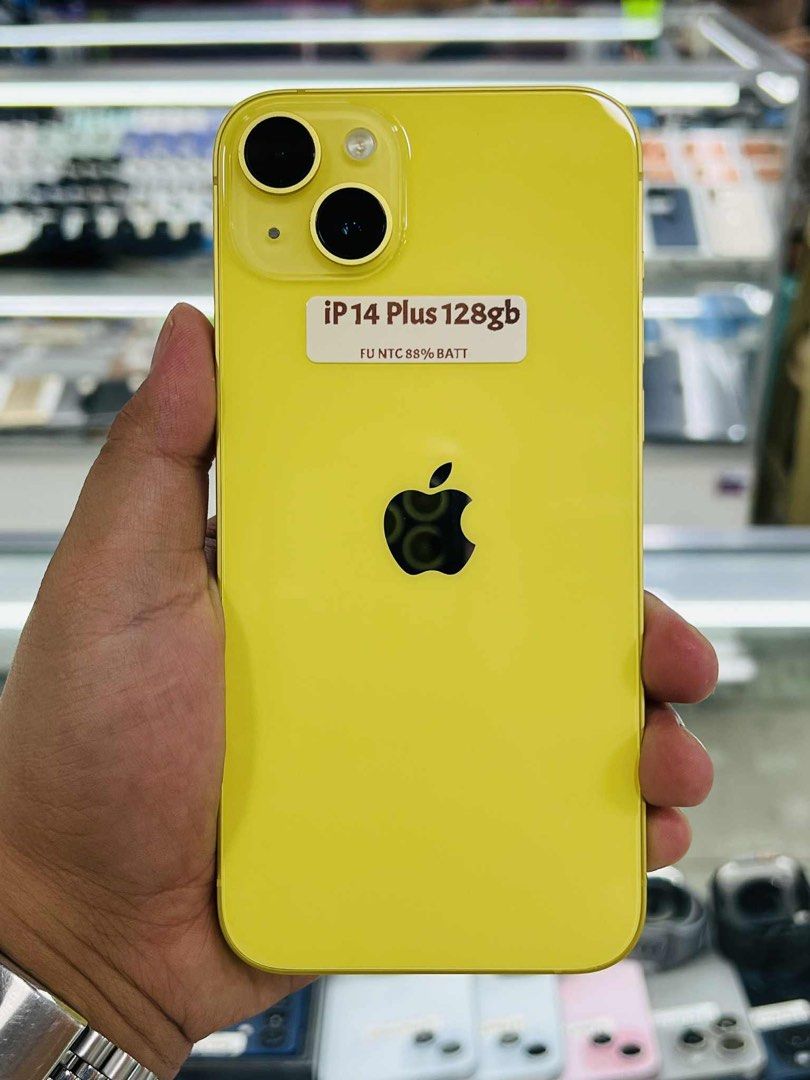 Iphone 14+ 128gb 88% batt FU NTC No issue (Category: iPhone 14 Series) located in San Juan City. Submitted by javedsgadgetshop (Listing ID 1402972171, Image 1). Description: INSTALLMENT OPTIONS : SPAY LATER / GGIVES / CREDIT CARD! WE BUY AND SELL SO PWEDE MAGBINTA OR SWAP ! Quick Specs : 💵 Iphone 14plus •128gb •NTC Variant •88% batt health •Factory Unlock •95% Smoothness •No hidden issue | No Repaired •100% Authentic | Not Refurbished •w/ OEM Ch