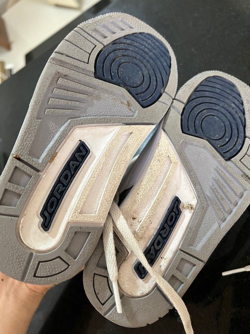 Jordan Kids - Jordan Air (Category: Babies & Kids Fashion) located in Lipa City. Submitted by jpam1995 (Listing ID 1402948819, Image 3). Description: Size US : 11C UK 10.5 Euro 28 .