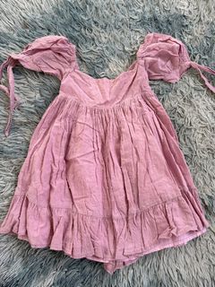 (Category: ) located in . Submitted by chicclicks (Listing ID 1402929193, Image 1). Description: .