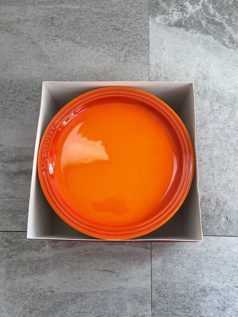 Le Creuset Rainbow Plate Set 7" (6 PCS) (Category: Dinnerware & Cutlery) located in Las Pinas. Submitted by angeltntn (Listing ID 1402878468, Image 3). Description: ✨ RESTOCK ALERT ❗✨ The perfect holiday gift is back! 🎁 Le Creuset Rainbow Plate Set 7" (6 PCS) 🌈 Brand new & boxed, ready to brighten up any table! 📍 Location: Parañaque City .