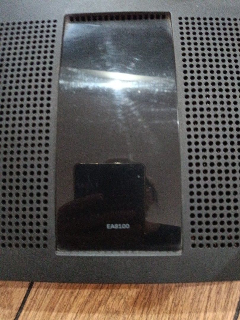Linksys EA8100 Wireless Router496798680430694401