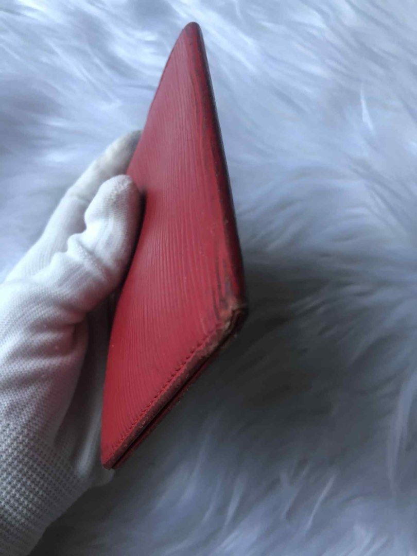 LOUIS VUITTON CARD HOLDER (Category: Luxury Bags & Wallets) located in Tarlac. Submitted by tokaidostoreexpress3 (Listing ID 1402888775, Image 3). Description: 👋 Hi! This is my backup account. Check Tokaidstoreexpress & Tokaidostoreexpress2 here on this app for reviews and legitimacy. Message any of these accounts here for confirmation. 🌟💬 🔒 100% AUTHENTIC | PRELOVED with care 📌 Fixed price – no haggling to keep it fair ✅ Money-back guarante