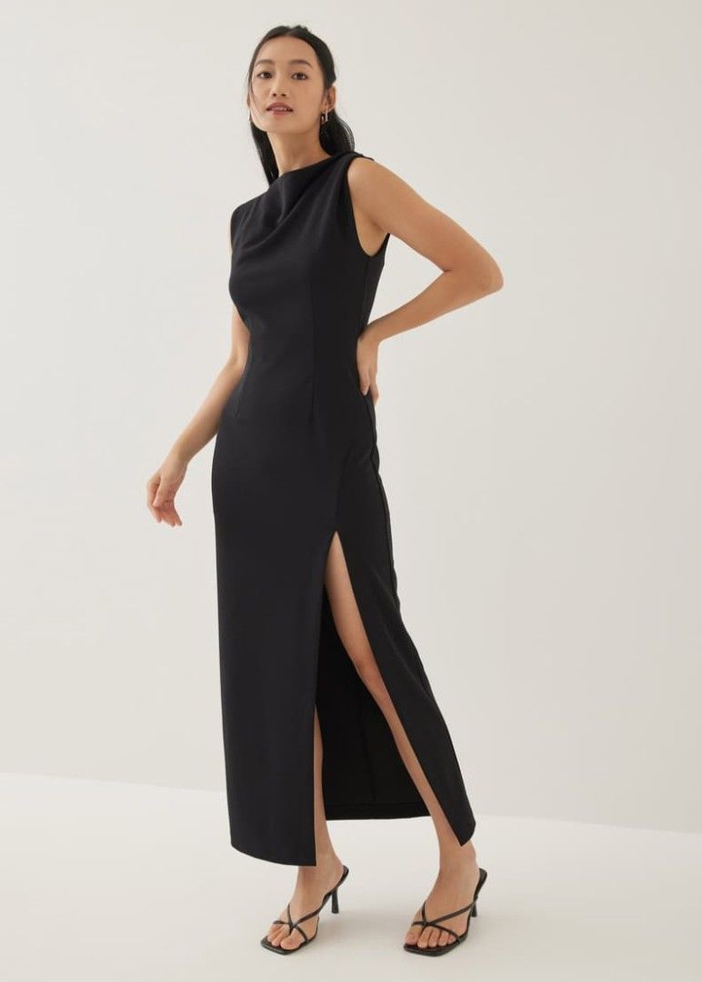 Love, Bonito Grethel Drape Column Maxi Dress- Medium (Category: Dresses) located in Baguio. Submitted by darlingdeclutter (Listing ID 1402909840, Image 1). Description: - Grethel Drape Column Maxi Dress, Medium - Elegant cowl neckline - Sleeveless design - Features a high slit - Fitted silhouette - Ankle length - Perfect for formal events or nights out -Shipping c/o buyer RFS: Decluttering.