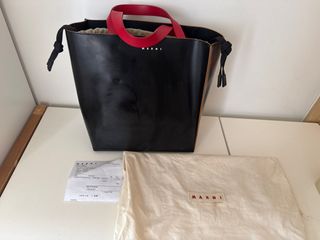 （分類：）位於 。 由 acdjska 提交（商品編號 1402844464，圖片 1）。簡介： 。
