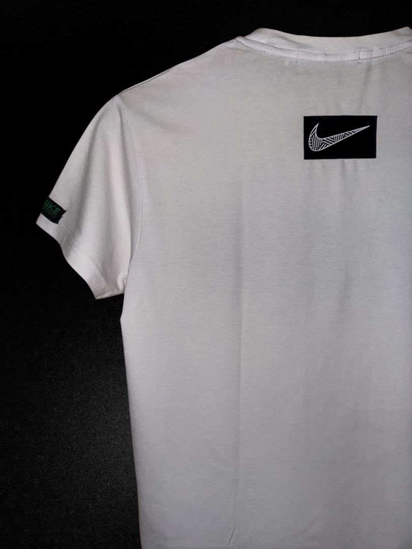 Nike T-shirt with Logo (Category: Tshirts & Polo Shirts ) located in Hermosa. Submitted by xonarchive (Listing ID 1402893929, Image 2). Description: - Asian Sizing - White Nike t-shirt - Features large Nike logo on front - Smaller Nike logo on back - Crew neck and short sleeves - Nike logo on sleeve - Made in Turkey - Size 34.