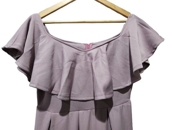 Off-Shoulder Neoprene Bridesmaid Dress (Category: Dresses) located in Quezon City. Submitted by shaaaaarms (Listing ID 1402973144, Image 3). Description: - with slit RFS: too big for me.