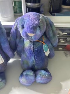 (Category: ) located in . Submitted by sugardonutt (Listing ID 1402974138, Image 1). Description: .