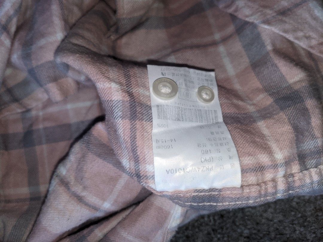 Polham Plaid Long Sleeve Shirt (Category: Tshirts & Polo Shirts ) located in Panabo. Submitted by kali237 (Listing ID 1402884300, Image 3). Description: Condition: 9/10 Size: W20 L: F25, B26.5.