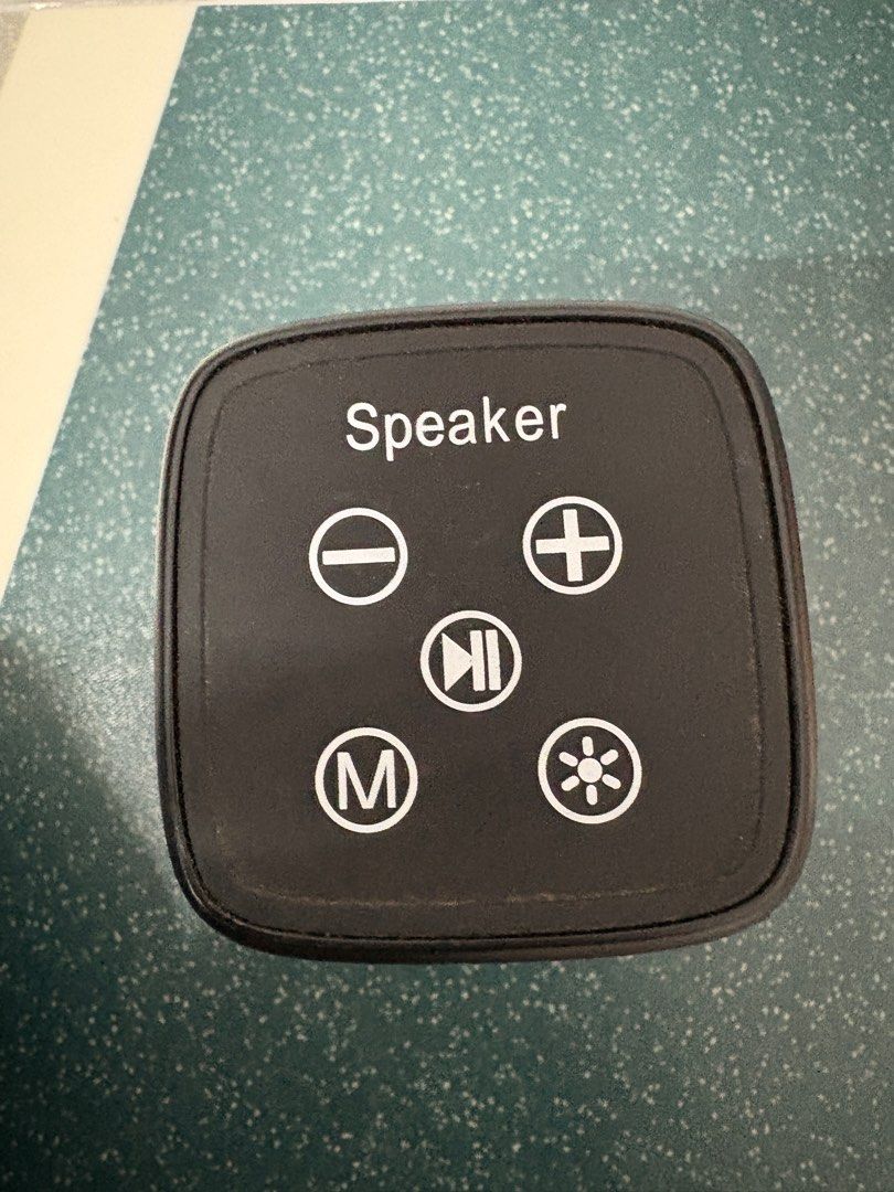 Portable Bluetooth Speaker - Black64334947007235112
