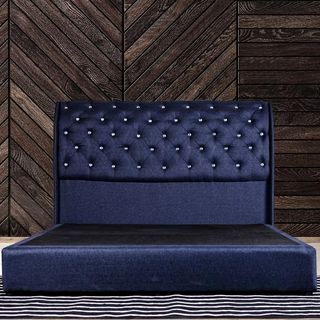 (Category: ) located in . Submitted by joggerislandfurniture (Listing ID 1402885578, Image 1). Description: .