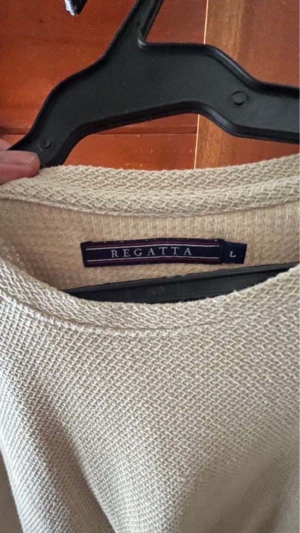 Regatta Beige T-shirt for Men (Category: Tshirts & Polo Shirts ) located in San Pedro. Submitted by deegeez (Listing ID 1402876178, Image 2). Description: Regatta Regular Fit shirt for Men - good condition - size Large - beige color MOP: BPI and Seabank .