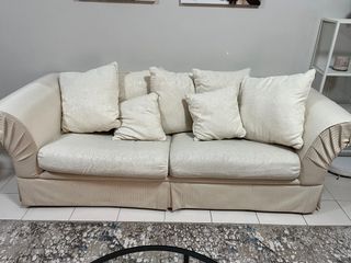 (Category: ) located in . Submitted by keds_ (Listing ID 1402960217, Image 1). Description: .