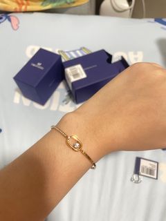 (Category: ) located in . Submitted by shoppers_style (Listing ID 1402981449, Image 1). Description: .