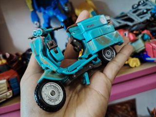 (Category: ) located in . Submitted by rifqahzura (Listing ID 1402881708, Image 1). Description: .