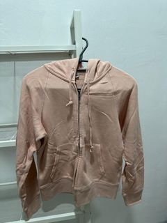 (Category: ) located in . Submitted by preloved_stellar27 (Listing ID 1402951018, Image 1). Description: .