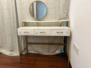 (Category: ) located in . Submitted by chicandclean (Listing ID 1402963126, Image 1). Description: .