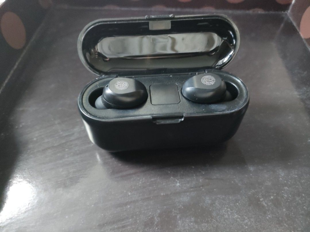 Wireless Earbuds with Charging Case