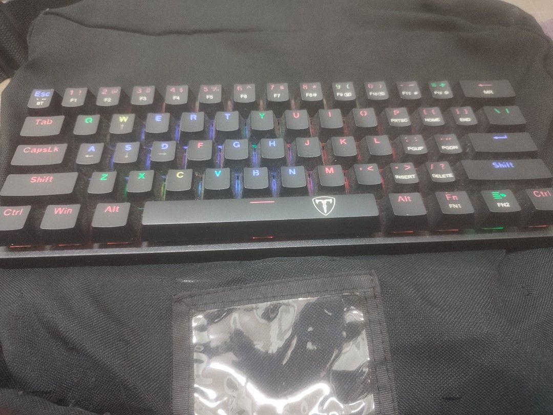 Wireless Multimode Keyboard PC335A (Category: Computer Keyboard) located in Petaling Jaya. Submitted by junkedai (Listing ID 1402892413, Image 1). Description: - Wireless multimode keyboard (PC335A) - Compact design - Colorful LED backlighting.