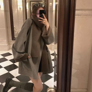 (Category: ) located in . Submitted by mywardrobe6 (Listing ID 1402886243, Image 1). Description: .