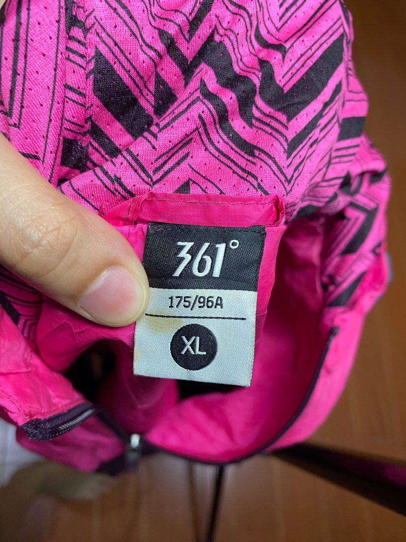 361° Running Jacket - XL (Category: Coats, Jackets and Outerwear) located in Rizal. Submitted by ez_pick (Listing ID 1403191884, Image 3). Description: Running jacket .