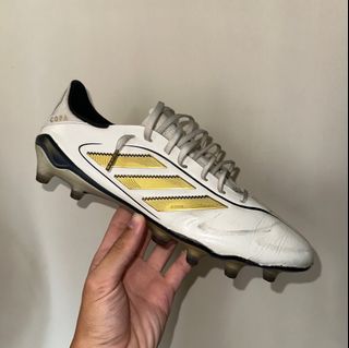 (Category: ) located in . Submitted by footiethings (Listing ID 1403132532, Image 1). Description: .