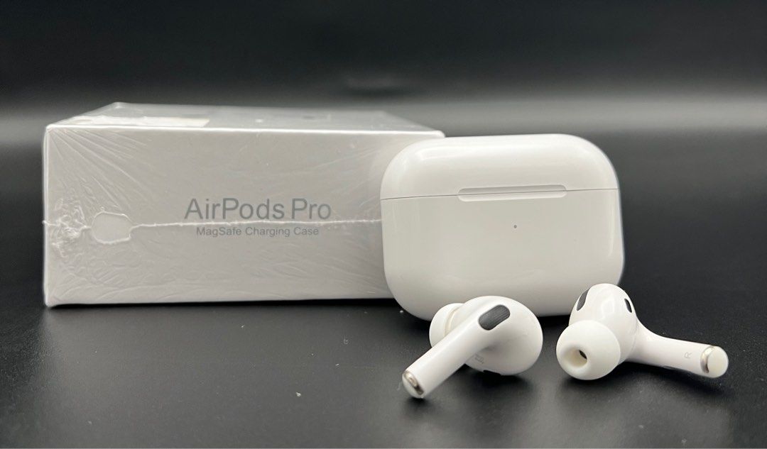 Apple AirPods Pro with MagSafe Charging Case (Category: Earphones) located in Las Pinas. Submitted by clearancefanatic (Listing ID 1403117979, Image 1). Description: For Sale!!! AirPods Pro, Gen 1, sealed. Php3,000 The other unit is mine. Same as the one being sold. Please see picture using the serial number of the actual item in apple coverage website. Serial number is covered, for privacy purposes of the buyer. .