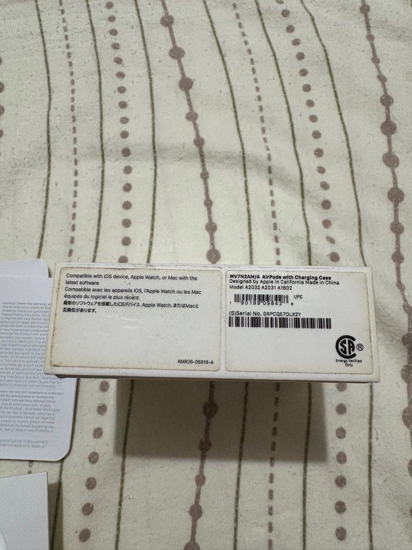 Repriced -Authentic Airpods Gen 2 (used) (Category: Earphones) located in Makati City. Submitted by january05 (Listing ID 1403080577, Image 2). Description: With box and authenticity card with charger included with free case bought frm the US Honest issue: mabilis ma lowbatt ang right pods, but not totally mabilis 4 music pa din bago malowbatt , unlike the left pods na matagal , then all in all smooth pa din, .