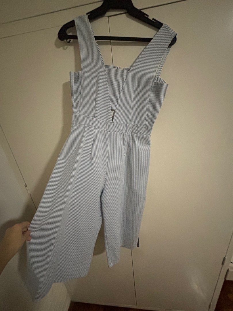 Bangkok romper (Category: Rompers) located in Pasay City. Submitted by comcapcom (Listing ID 1403160431, Image 1). Description: .