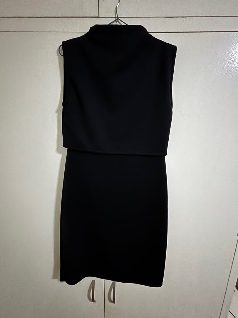 Black breastfeeding dress (Category: Dresses) located in Pasay City. Submitted by comcapcom (Listing ID 1403161323, Image 1). Description: .