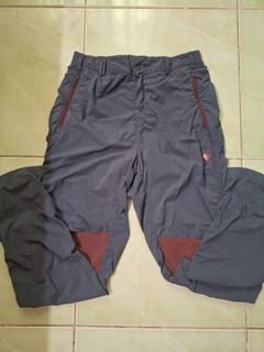 (Category: ) located in . Submitted by brigs.closet (Listing ID 1403056199, Image 1). Description: .