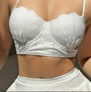 (Category: ) located in . Submitted by acaiaffair (Listing ID 1240738917, Image 1). Description: .