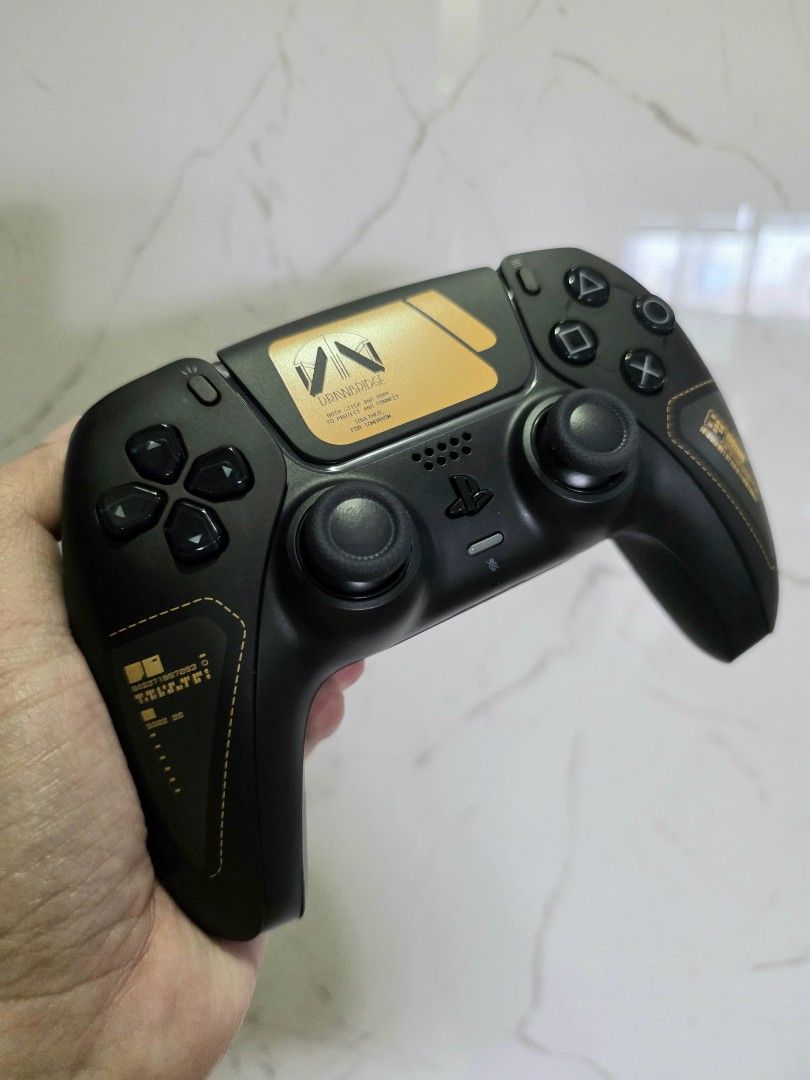 Dualsense Death Stranding 2 Limited Edition (Category: Controllers) located in Mandaluyong City. Submitted by chan.ningtatum (Listing ID 1403144329, Image 2). Description: For Sale! Dualsense Limited Edition Death Stranding 2 Good Working Condition. No Issue. Checkouts via Shope e and Laz ada Available Shipping: Lalamove, Grab Meet ups: Mandaluyong City or San Juan City.