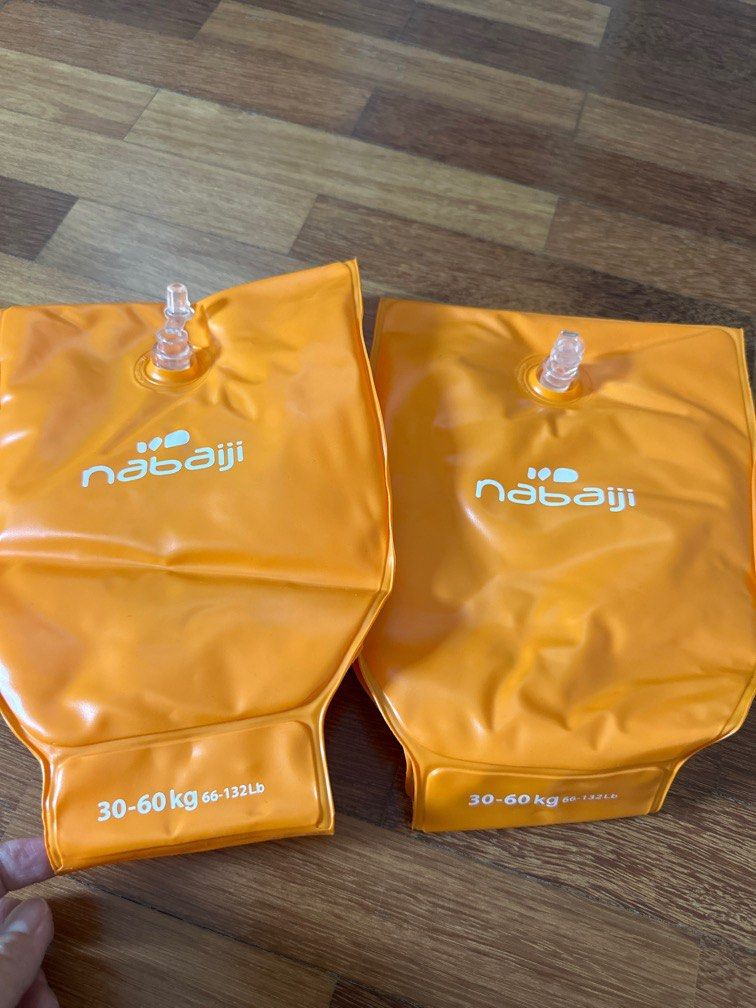 Float (Category: Swim Top & Rash Guards) located in Johor Bahru. Submitted by janice1088 (Listing ID 1403113043, Image 3). Description: RM10each.