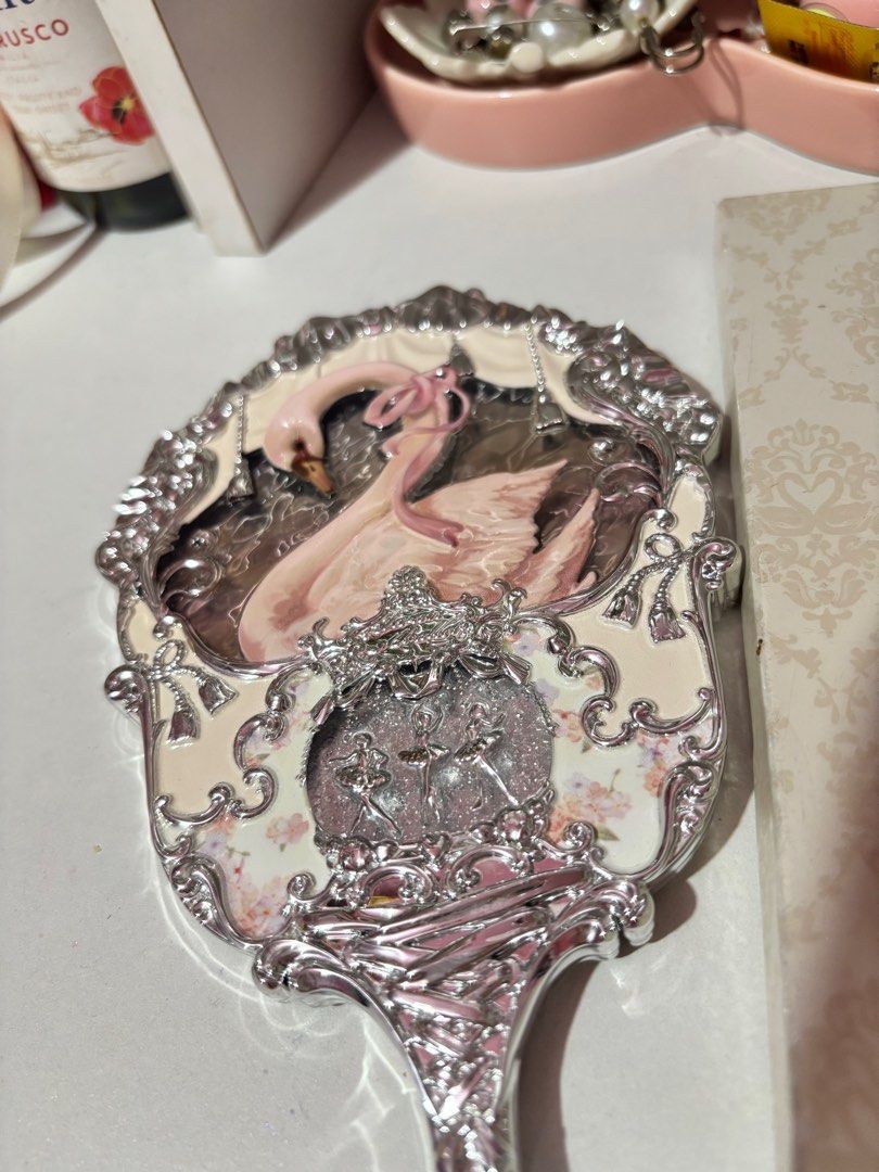FLOWERKNOWS SWAN BALLET CREAM (Category: Accessory Holder, Box & Organizers) located in Zamboanga. Submitted by declutteringhub (Listing ID 1403159289, Image 2). Description: with box authentic • Payment must be sent before shipping • Delivery fees are payed by the buyer • Can do meet-ups if ur in zc only!.