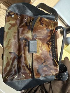 (Category: ) located in . Submitted by utoria (Listing ID 1403118620, Image 1). Description: .