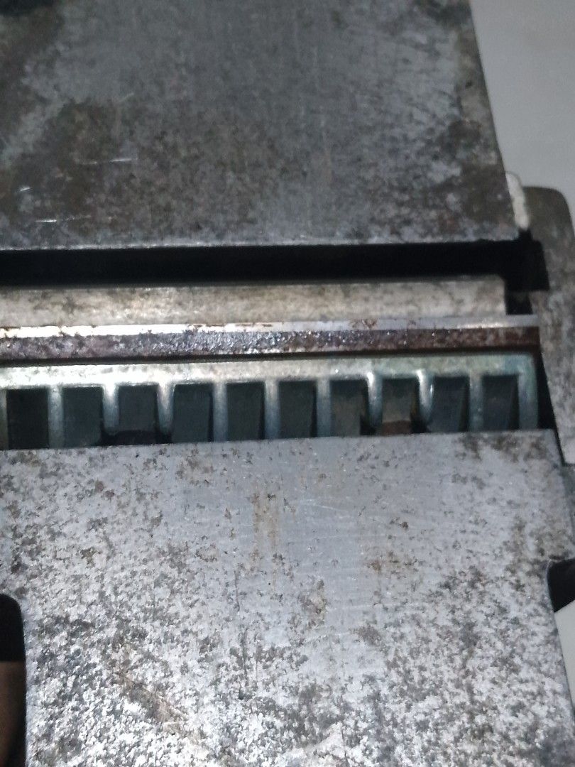 Hitachi DL-114 Electric Planer 110v (Category: Construction Tools & Equipment) located in Manila. Submitted by redvins01351725 (Listing ID 1403207775, Image 3). Description: North Fairview QC All units from Japan orig 110v We deliver via Lalamove payment via gcash or Lalamove we do COD We ship to any point of Luzon Visayas and Mindanao via LBC we do COD no to COP.