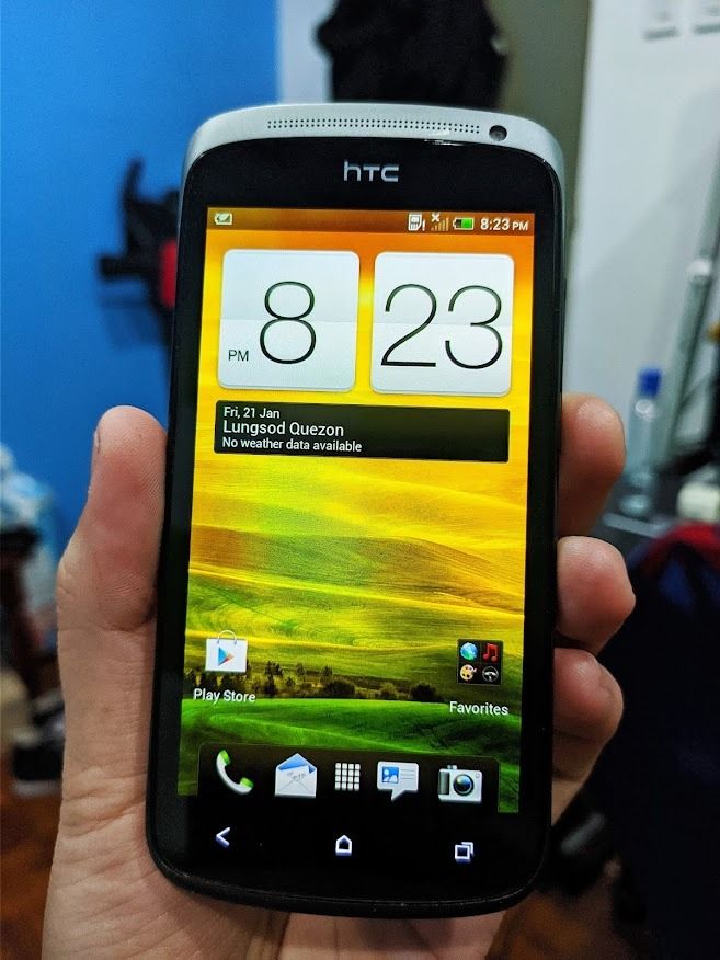 HTC One S 16GB Gradient Blue VERY RARE UNIT COLLECTION (Category: Bath) located in Quezon City. Submitted by Mr.Skyler (Listing ID 1403070408, Image 1). Description: FOR ONLY 6K PRICE VERY RARE PHONE GOOD FOR COLLECTIONS ONE OF THE FLAGSHIP PHONE OF HTC WAY BACK IN 2012 DELIVERY VIA LALAMOVE OR MEET UPS LRT 1 ROOSEVELT WALTERMART MUNOZ SM NORTH AROUND 98% SMOOTHNESS OVERALL STILL PRESENTABLE GREAT CONDITION Qualcomm MSM8290 Dual-core 1.5 GHz Krai
