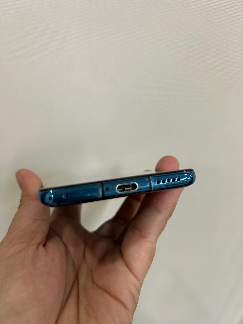 Huawei P40 (Category: Huawei) located in Taguig. Submitted by heyshopperk (Listing ID 1403109073, Image 2). Description: Please read!!! No Flaws! Hindi binuksan! Walang repair! Walang damage! Hindi napalitan battery! ✅Smart Locked. ✅ Unit only. No other inclusions ✅️ 100% Authentic or Money back ✅️ Location: Mandaluyong ✅️MOP: BPI/GCASH ✅️ Shipping via JNT for Provincial and Lalamove if within Metro Manila ✅ RFS: Decluttering.