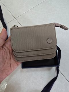 (Category: ) located in . Submitted by heartily (Listing ID 1403105423, Image 1). Description: .
