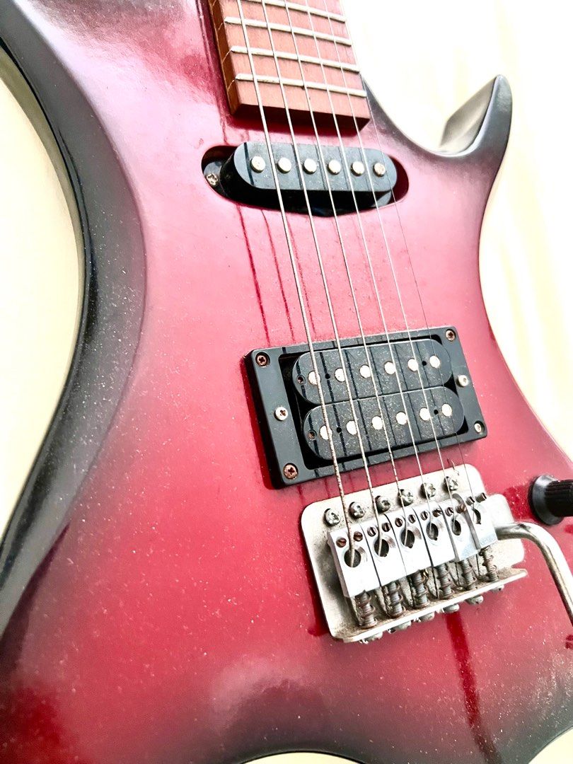 Junior Electric Guitar RJ (Category: Musical Instruments) located in Paranaque City. Submitted by jennyfurn (Listing ID 1403170088, Image 3). Description: In very good condition Perfect for young musicians who want to start playing electric guitar Perfect for kids 6-12yo But can also be for adults who wants a smaller guitar BRAND RJ 38 inches in length.