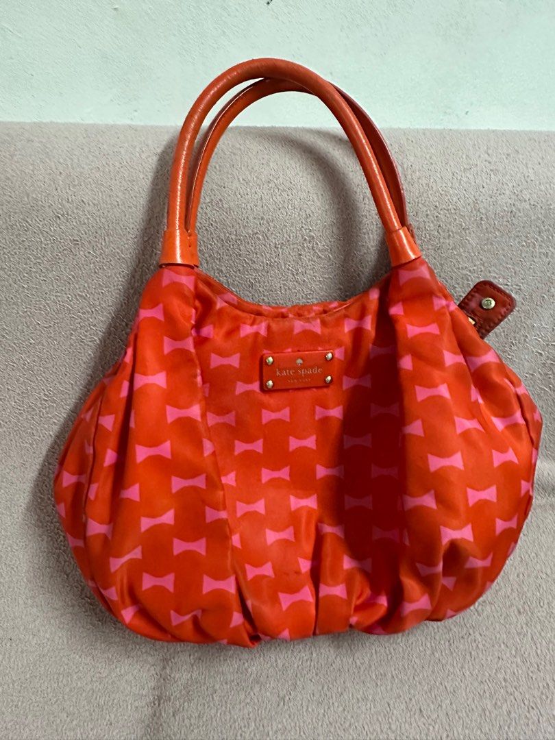 Kate Spade hobo bag (Category: Luxury Bags & Wallets) located in Quezon City. Submitted by lovedbymari (Listing ID 1403076821, Image 1). Description: Has scuffs on the zipper and handle, but the interior and exterior remain clean and well-kept. 🌸.