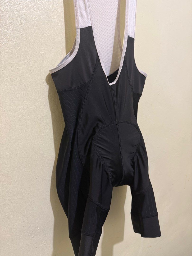 Kemaloce Cycling Bib (Category: Activewear) located in Los Banos. Submitted by elbideclutter (Listing ID 1403193640, Image 2). Description: size M bibshort biking .