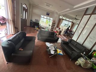 (Category: ) located in . Submitted by millennialmum (Listing ID 1403041614, Image 1). Description: .