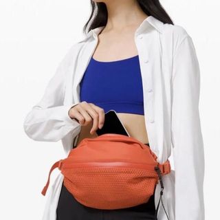 （分類：）位於 。 由 dabrokegal 提交（商品編號 1403128096，圖片 1）。簡介： 。