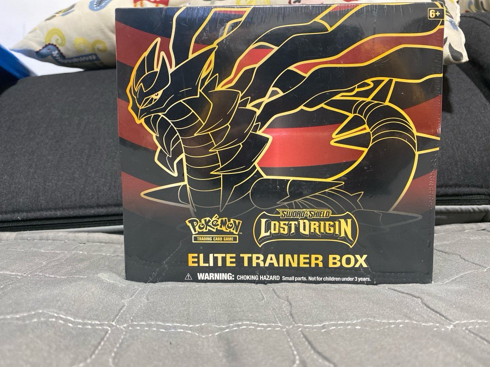 Lost Origin ETB Elite Trainer Box Pokémon, Hobbies & Toys, Toys & Games ...