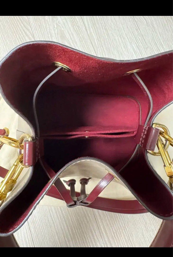 lv neo noe (Category: Luxury Bags & Wallets) located in Quezon City. Submitted by slluxury_ph (Listing ID 1403207748, Image 2). Description: complete inclusion still in good condition .