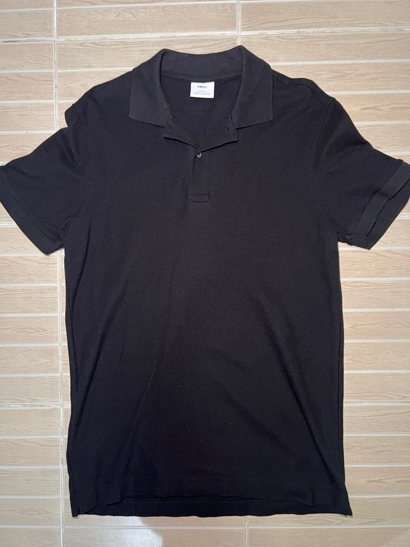 MNG Mango Black Polo Shirt - Size S (Category: Tshirts & Polo Shirts ) located in Quezon City. Submitted by jembart0527 (Listing ID 1403193606, Image 1). Description: - MNG black polo shirt - Size: S - Features: Classic collar, short sleeves, button-up placket - Condition: like new - Dimes: 18 width 27 front 28 back length - Used once RFS: too small .